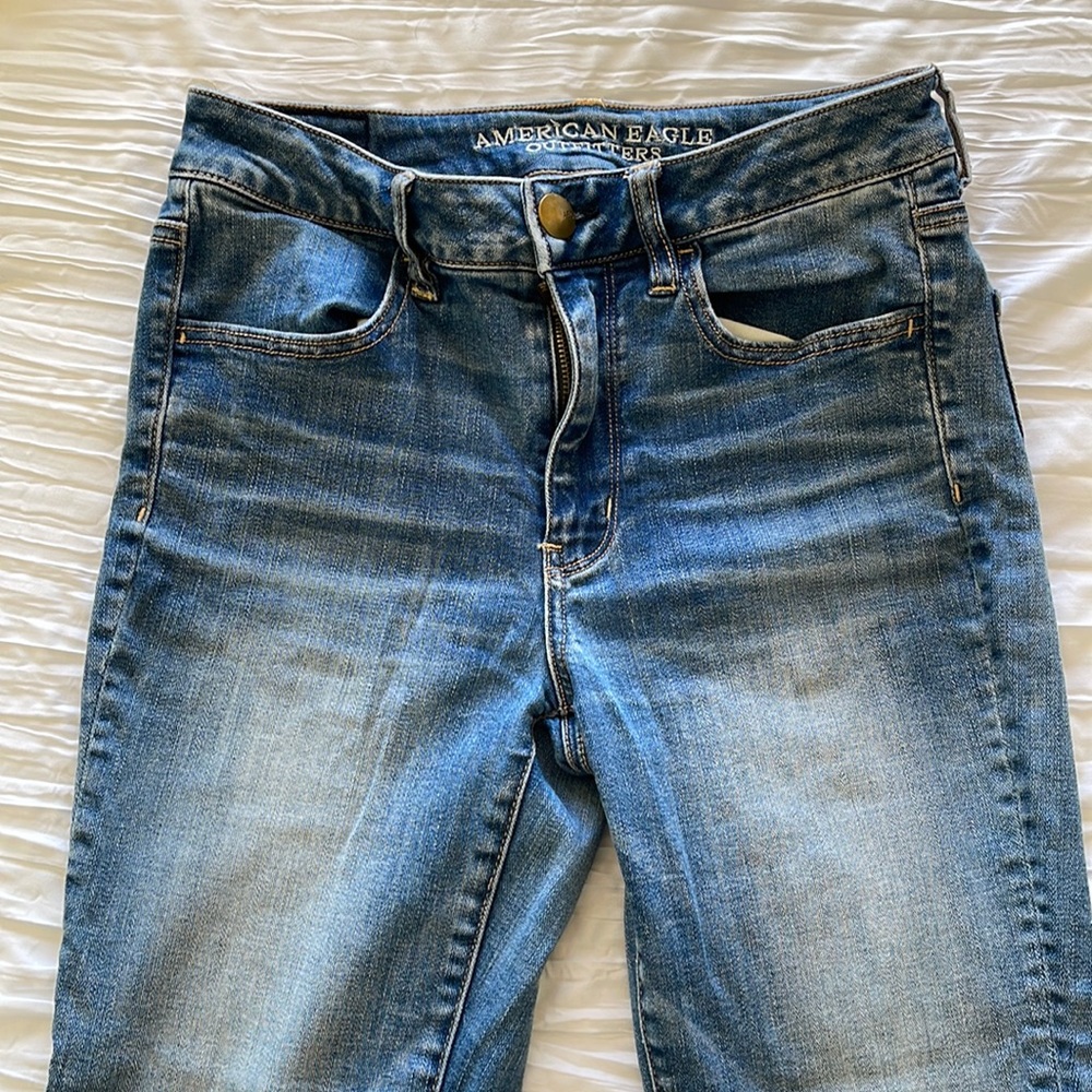 American Eagle hi Rise Jegging Size 6 Regular